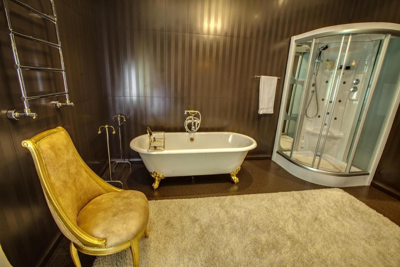 Апартаменты VIP Apartments Dipservice Hall Минск Экстерьер фото