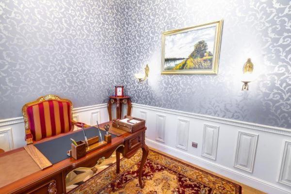 Апартаменты VIP Apartments Dipservice Hall Минск Экстерьер фото
