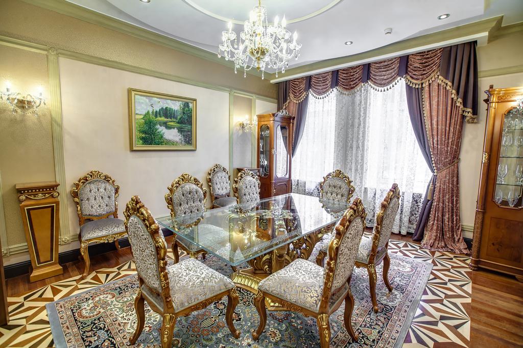 Апартаменты VIP Apartments Dipservice Hall Минск Экстерьер фото
