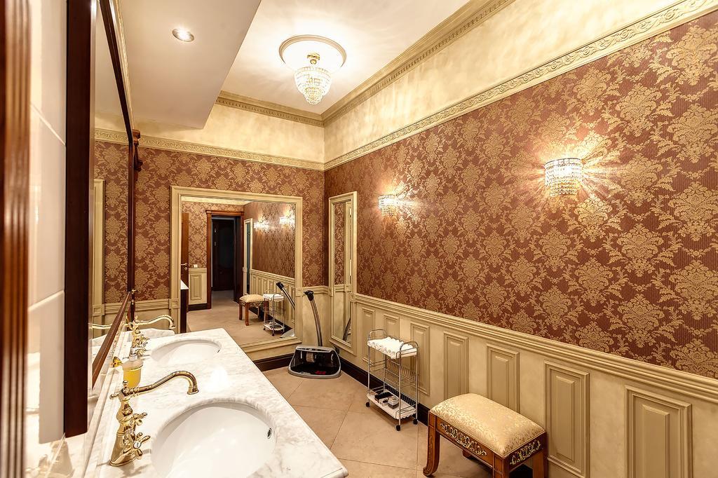 Апартаменты VIP Apartments Dipservice Hall Минск Экстерьер фото